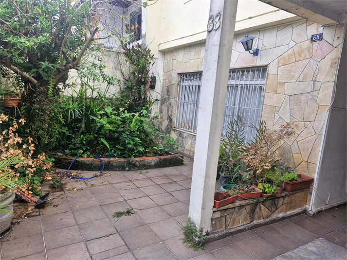 Foto REO104006