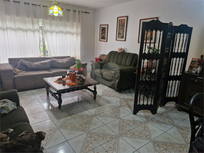 Foto REO104006