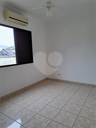 Venda Apartamento Santos Campo Grande REO1040082 6