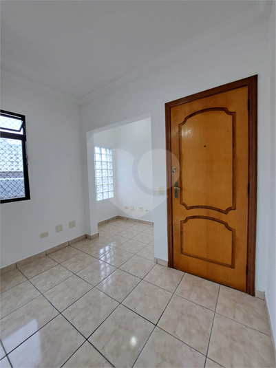 Venda Apartamento Santos Campo Grande REO1040082 3