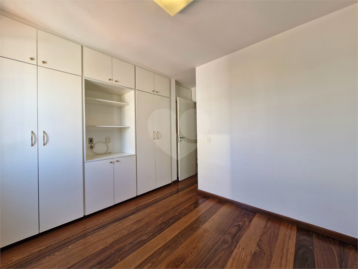 Venda Apartamento São Paulo Paraíso REO1040092 10