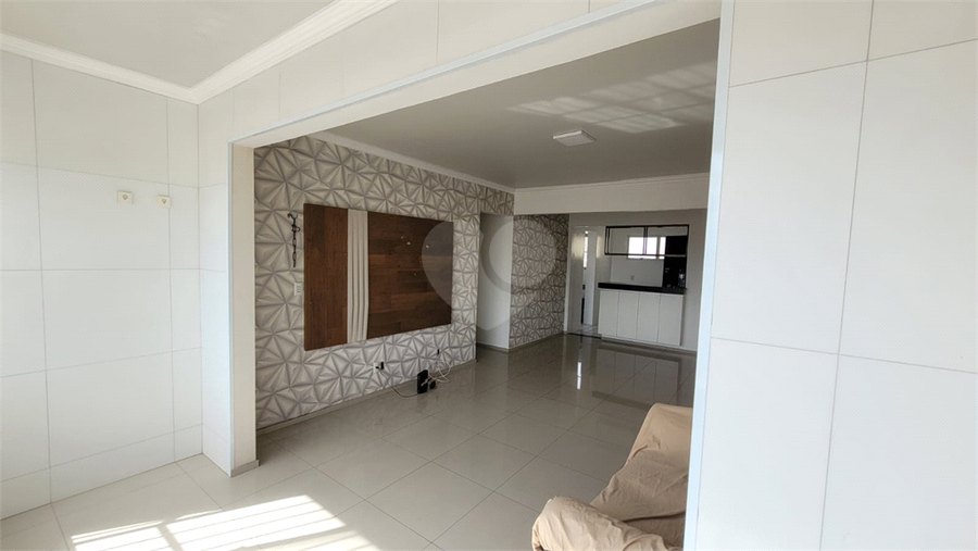 Venda Apartamento Fortaleza Fátima REO1040564 10