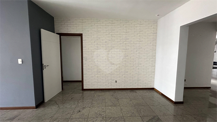 Foto REO1040590