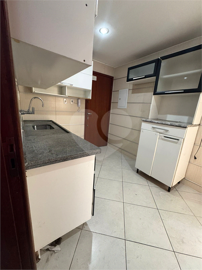 Venda Apartamento Volta Redonda Conforto REO1040687 20