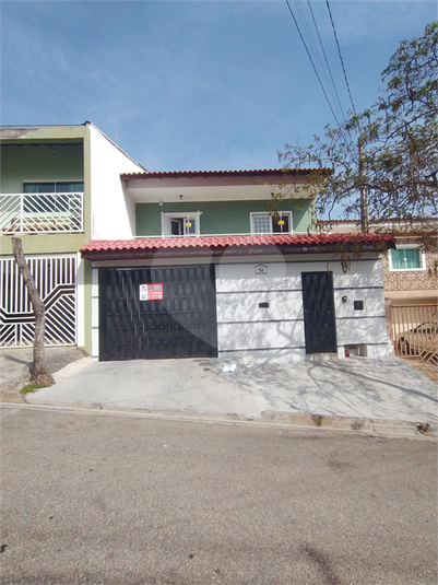 Foto REO1040818