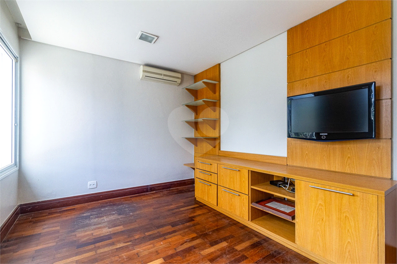 Foto REO1041047