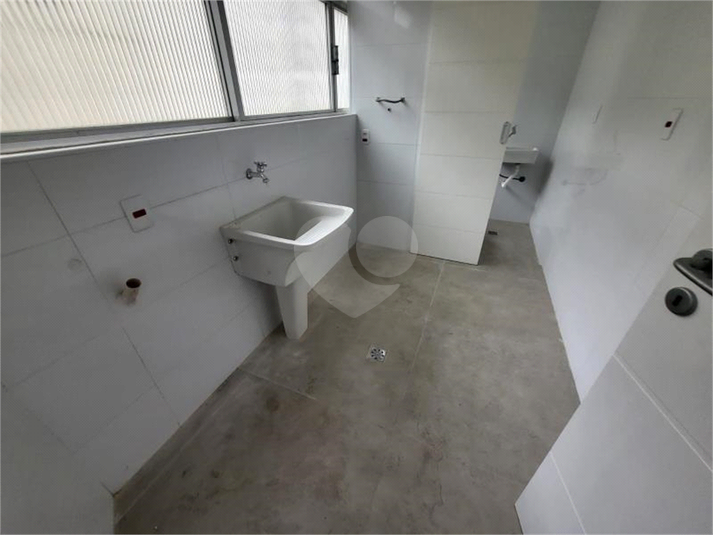 Venda Apartamento Santos Gonzaga REO1041064 20