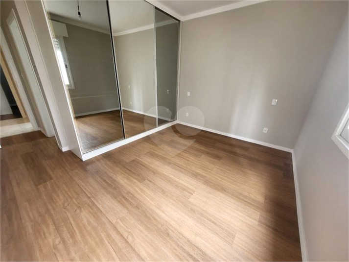 Venda Apartamento Santos Gonzaga REO1041064 4