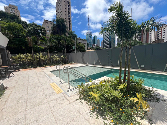 Venda Apartamento São Paulo Paraíso REO1041082 10