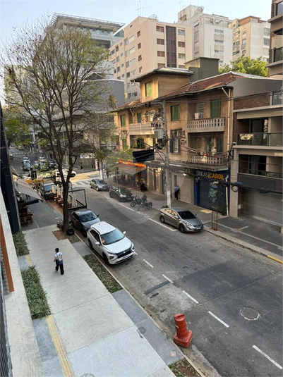 Foto REO1041088
