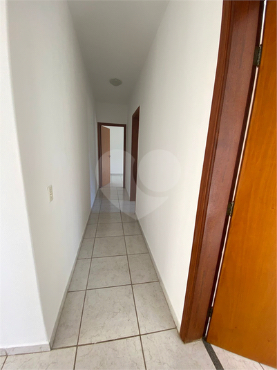 Foto REO1041375