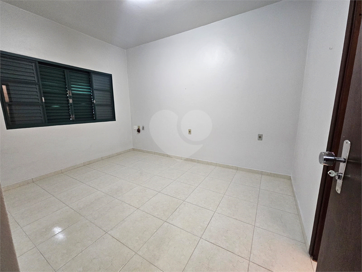 Foto REO1041398
