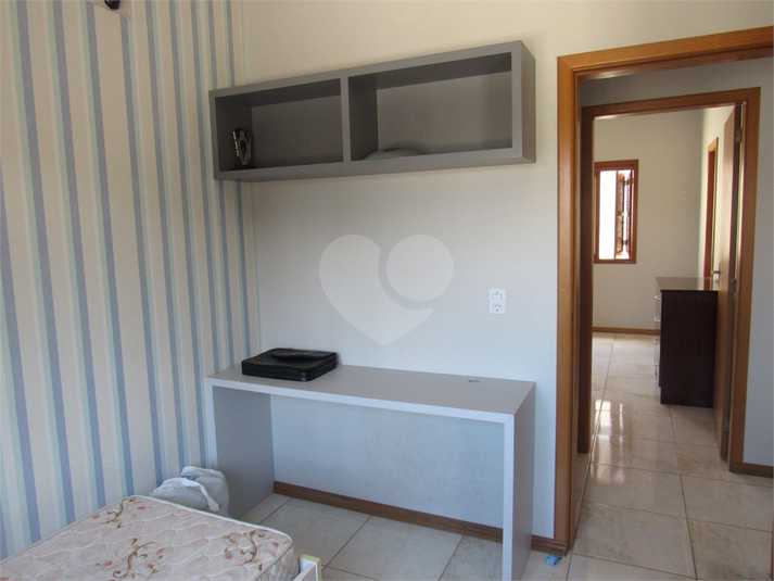 Foto REO1041538