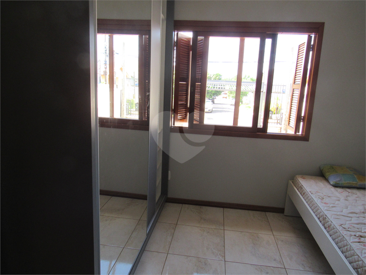 Foto REO1041538