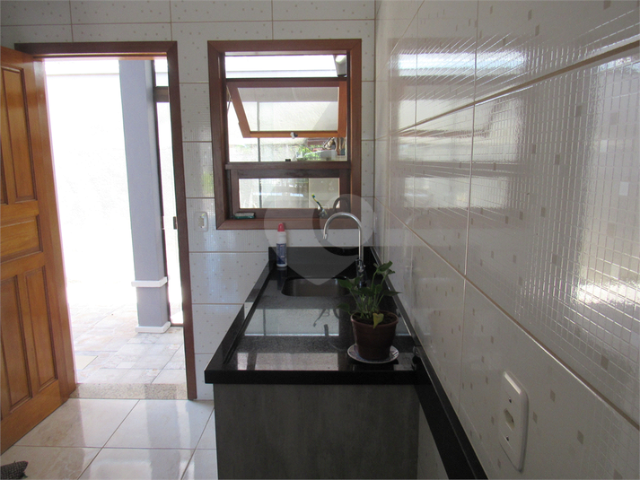 Foto REO1041538