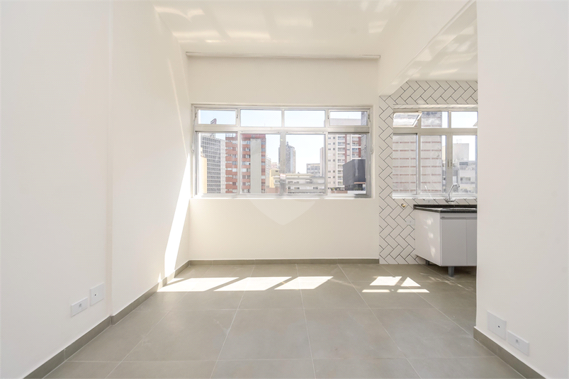 Venda Apartamento São Paulo Bela Vista REO1041628 3