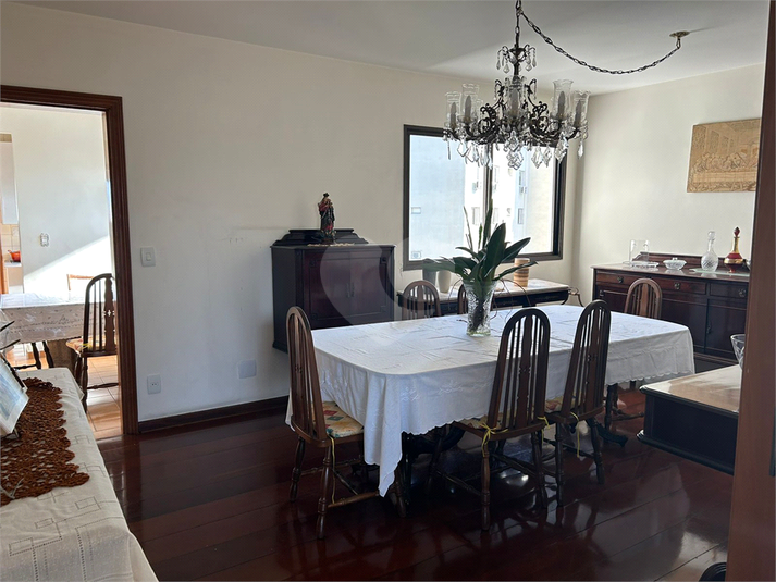Foto REO1041750
