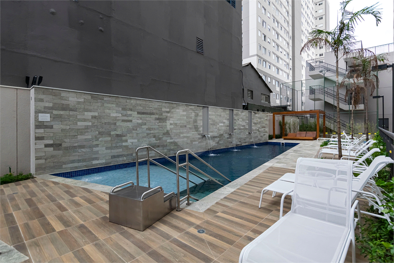 Venda Apartamento São Paulo Cambuci REO1041787 37