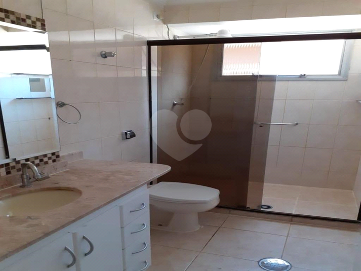 Foto REO1041828