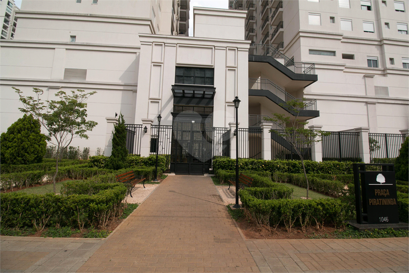 Foto REO1041863
