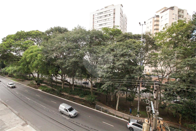 Venda Apartamento São Paulo Santana REO1041894 11