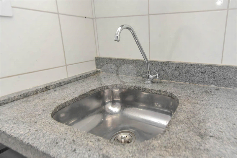 Venda Apartamento São Paulo Bela Vista REO1041929 16