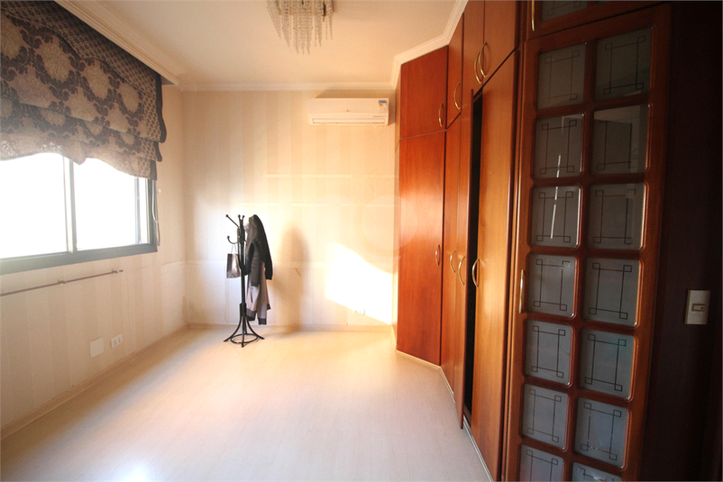 Foto REO1041945