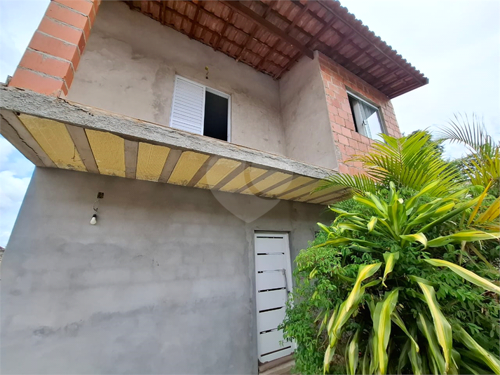 Foto REO1042079