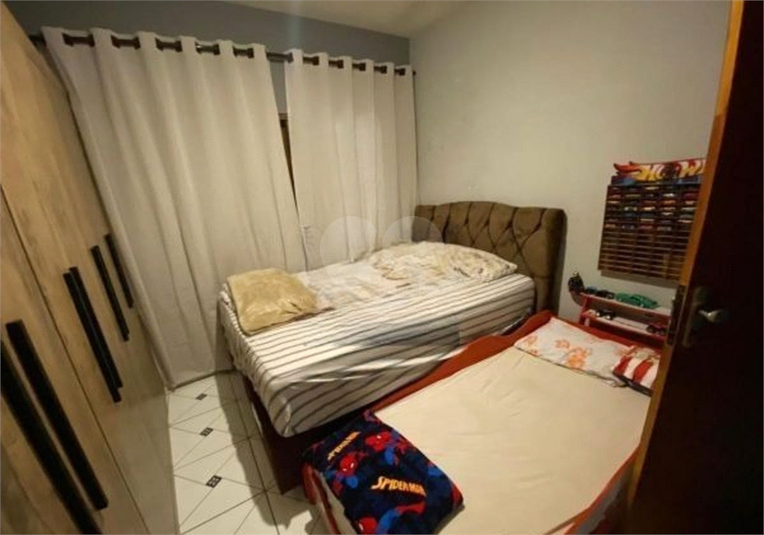 Foto REO1042151