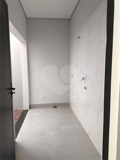 Foto REO1042207