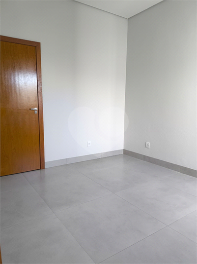 Foto REO1042207