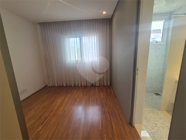 Foto REO1042448
