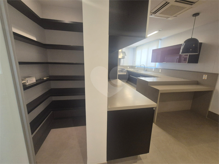 Foto REO1042448