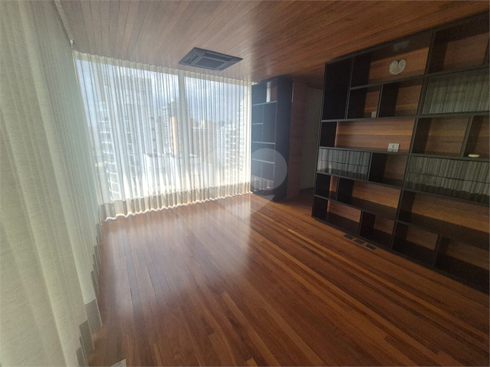 Foto REO1042448