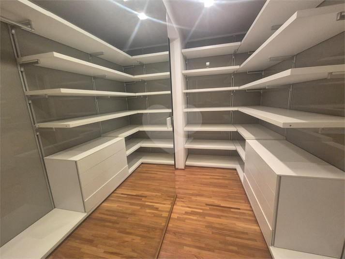Foto REO1042448