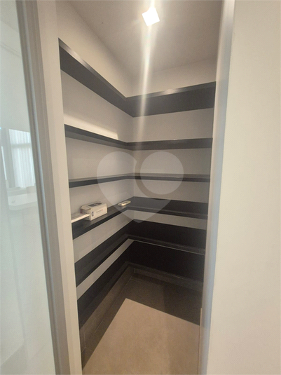 Foto REO1042448