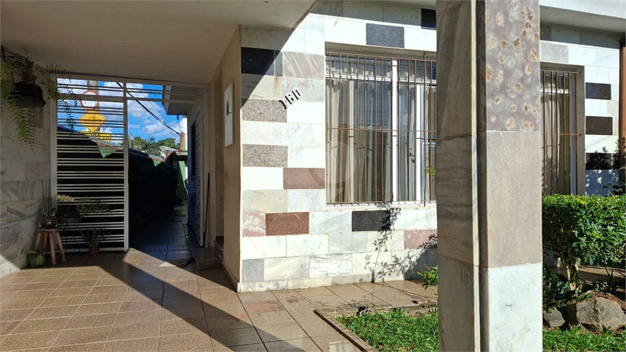 Foto REO1042515