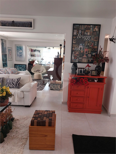 Foto REO1042783