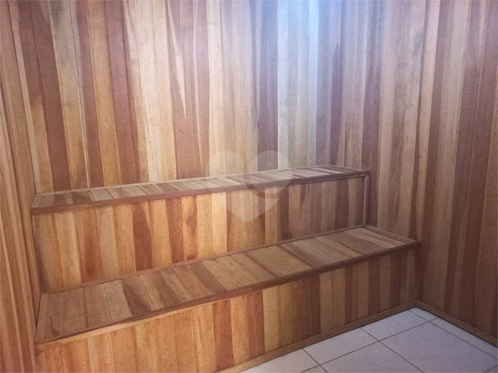Foto REO1042790