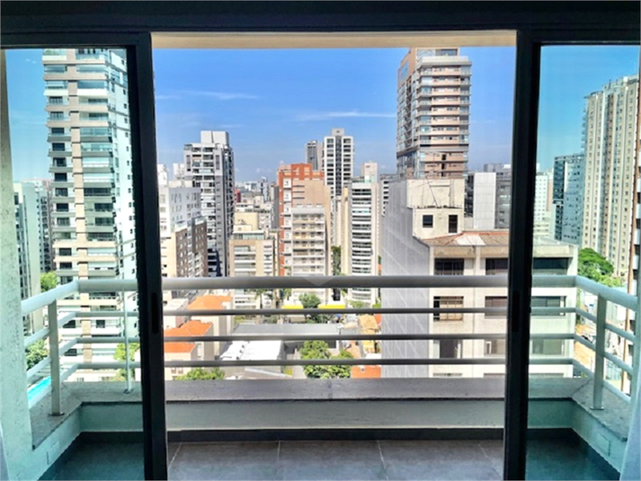 Foto REO1042799