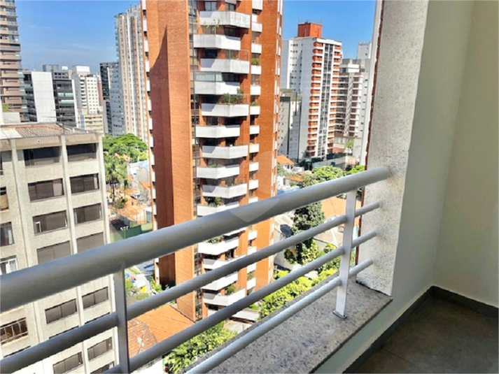 Foto REO1042799