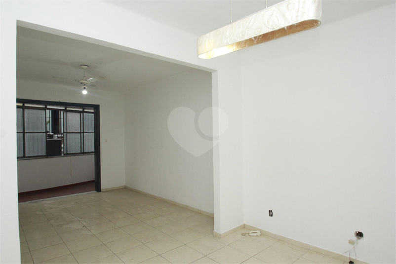 Foto REO1043006