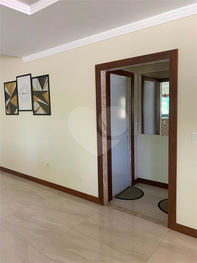 Foto REO1043816