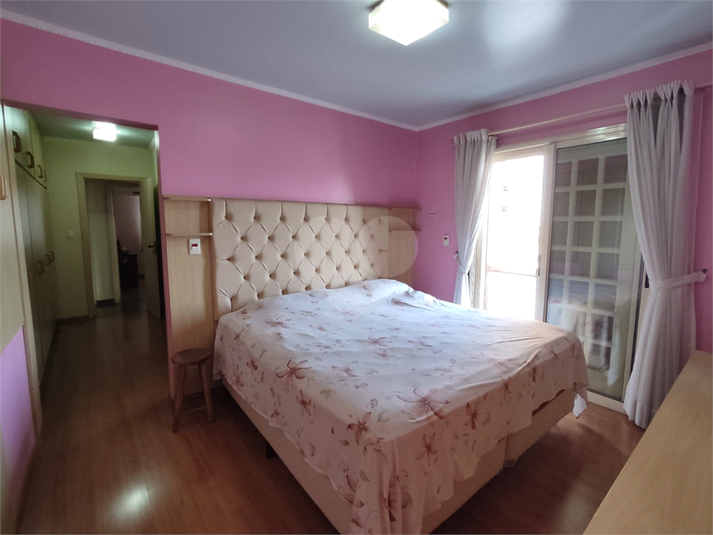 Foto REO1043925