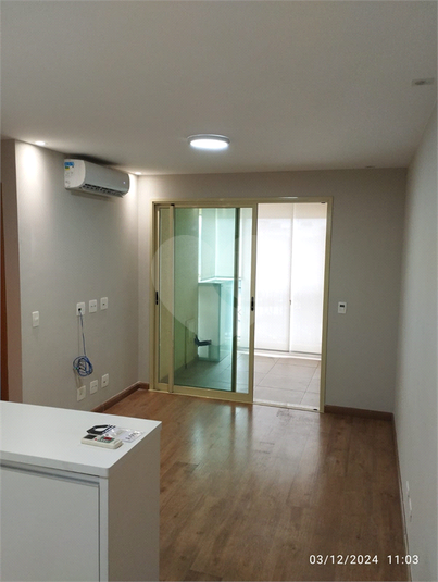 Aluguel Apartamento São Paulo Santana REO1045831 3