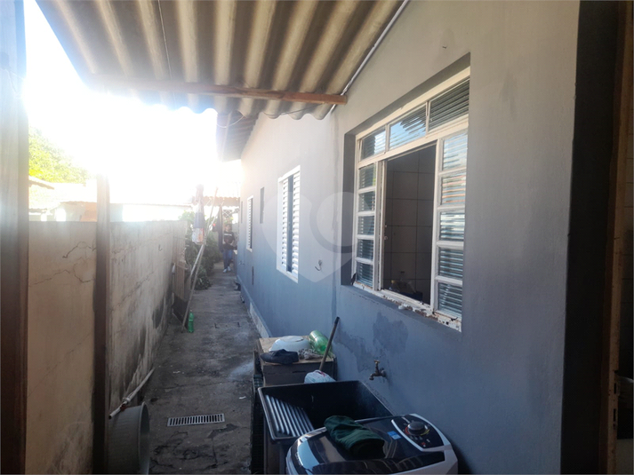 Foto REO1046035