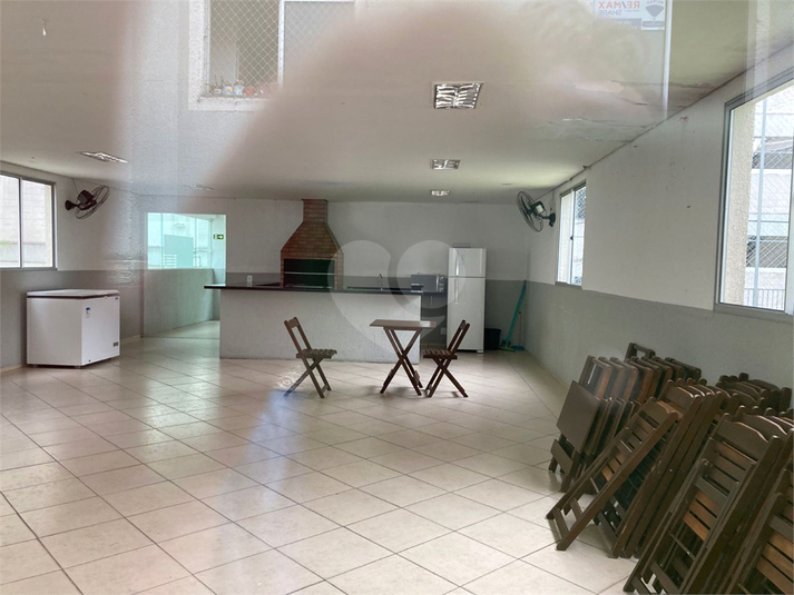 Venda Apartamento Curitiba Pinheirinho REO1046049 16