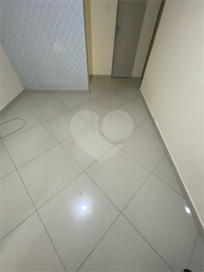 Aluguel Apartamento Rio De Janeiro Campo Grande REO1046219 3