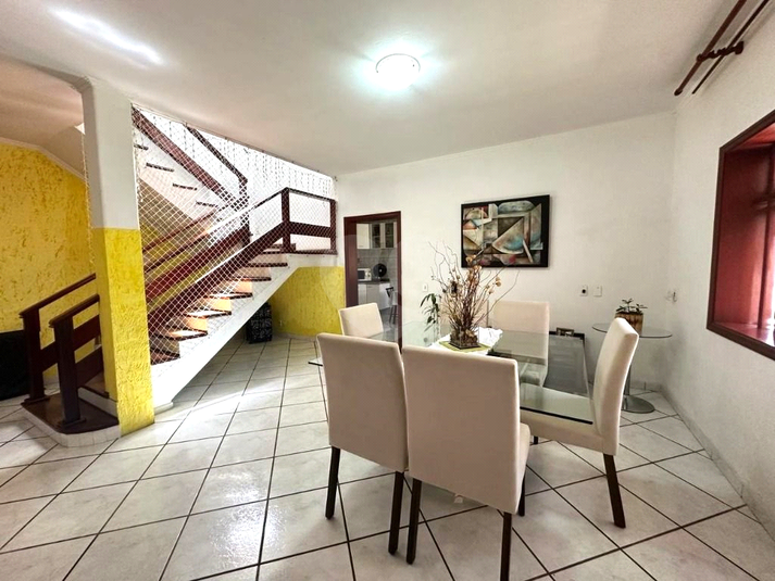 Foto REO1046252