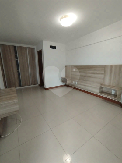 Venda Apartamento Salvador Armação REO1046264 18